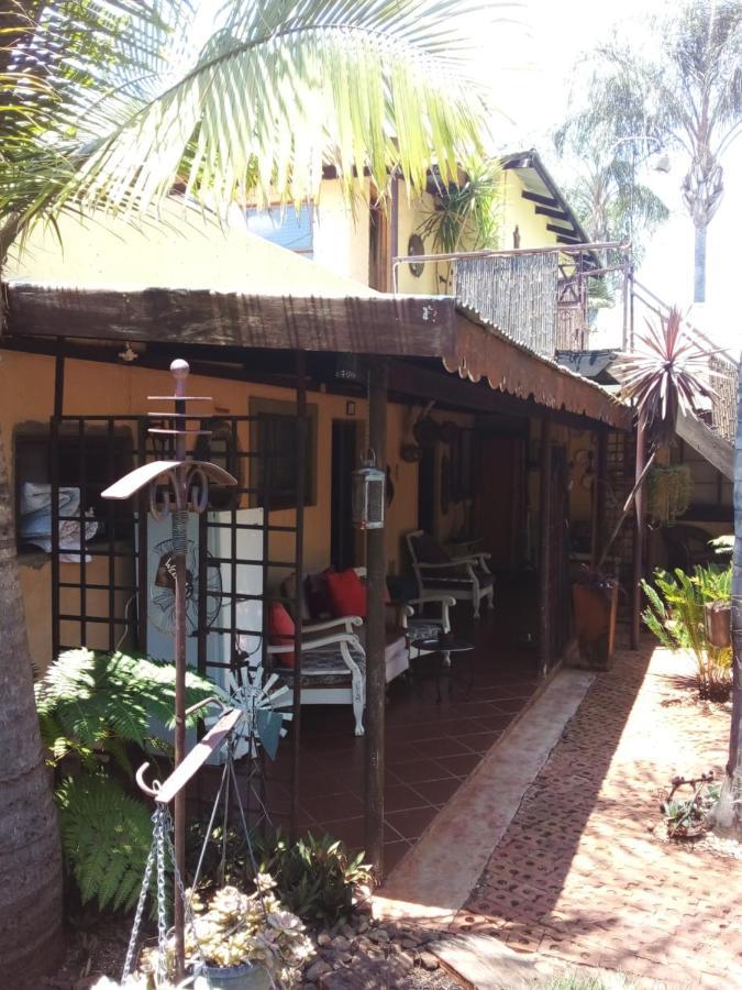 Africas Eden Guesthouse Mookgophong Exterior foto